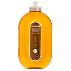 puulattian puhdistusaine